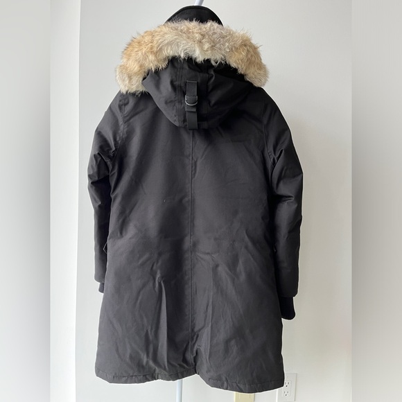 Nobis Merideth Ladies Parka - Picture 2 of 5